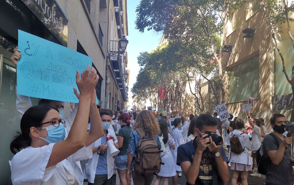 Manifestación de los médicos residentes en Madrid - Sputnik Mundo