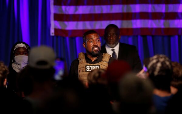 El rapero Kanye West en un evento en Charleston, Carolina del Sur - Sputnik Mundo