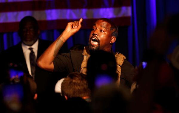 El rapero Kanye West en un evento en Charleston, Carolina del Sur  - Sputnik Mundo