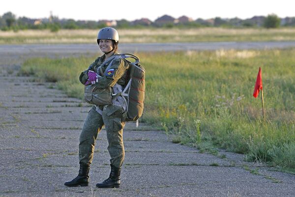 ¿Sexo débil? Las futuras pilotos de las Fuerzas Aeroespaciales rusas rompen estereotipos

 - Sputnik Mundo