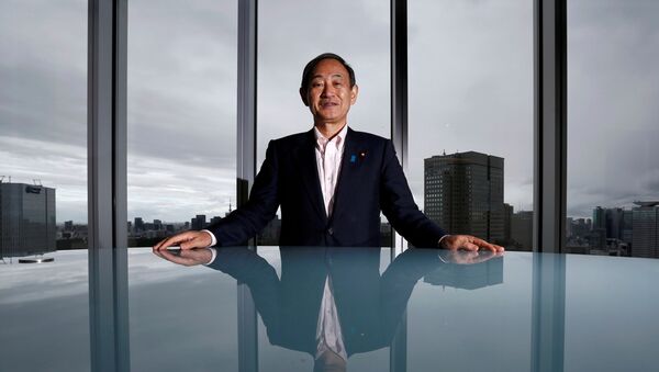 Yoshihide Suga, secretario general del Gabinete japonés - Sputnik Mundo