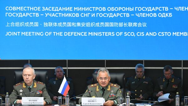 Reunión de los Ministros de Defensa de la CEI, OTSC y OCS - Sputnik Mundo