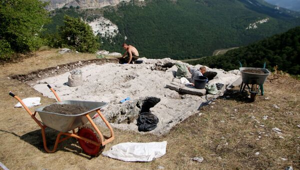 Unas excavaciones en Crimea, referencial - Sputnik Mundo