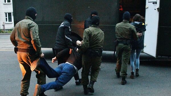 Arresto de los manifestantes en Minsk, Bielorrusia - Sputnik Mundo