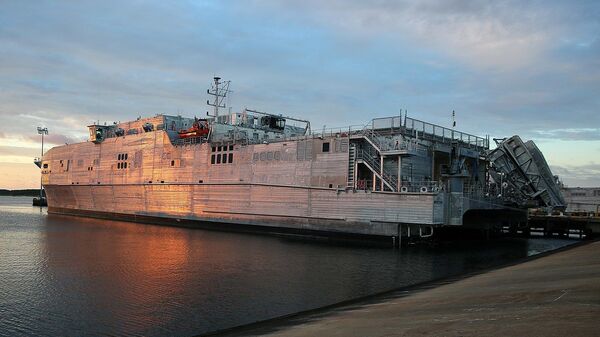 El buque logístico de alta velocidad USNS Yuma (T-EPF-8) de la Armada de EEUU - Sputnik Mundo