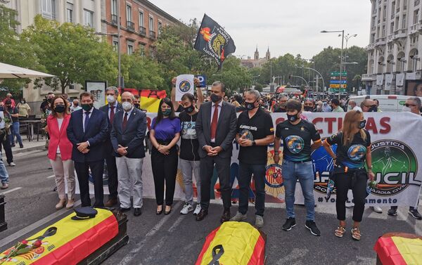 Representantes de la oposición apoyan la concentración de la policía española - Sputnik Mundo