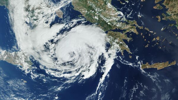 El ciclón mediterráneo Ianós, imagen satelital - Sputnik Mundo