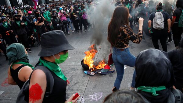 Manifestación feminista en Ciudad de México - Sputnik Mundo