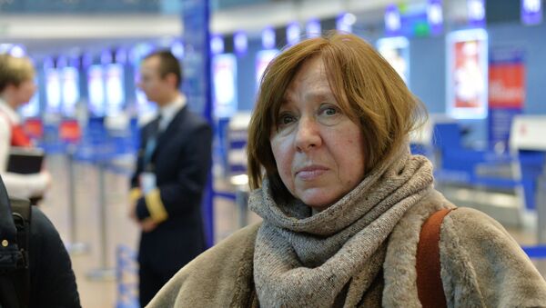 Svetlana Alexiévich, la Premio Nobel de Literatura y miembro del opositor Consejo de Coordinación - Sputnik Mundo
