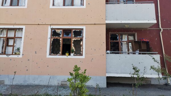 Consecuencias de los ataque en Nagorno Karabaj - Sputnik Mundo