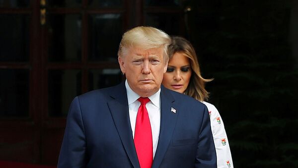 El presidente de EEUU, Donald Trump, y su esposa, Melania Trump - Sputnik Mundo