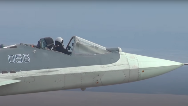 Caza Su-57 'descapotable' - Sputnik Mundo