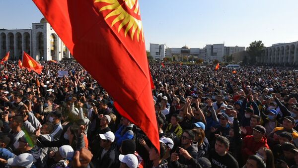 Protestas en la capital kirguisa Biskek - Sputnik Mundo