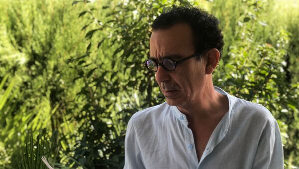 Diego Doncel, ganador del Premio Internacional de Poesía Loewe 2020 - Sputnik Mundo