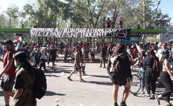 El estallido social cumple un año con protestas en Chile - Sputnik Mundo