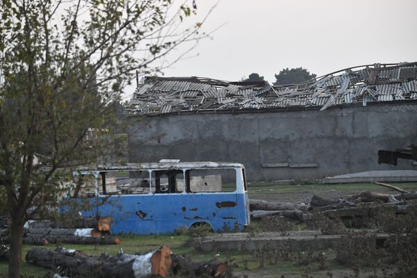 Así siguen sufriendo en Nagorno Karabaj después del alto el fuego

 - Sputnik Mundo