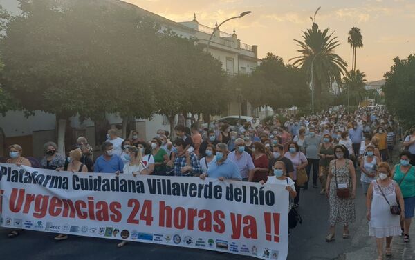 Protestas en Villaverde del Río para exigir reapertura de Urgencias - Sputnik Mundo
