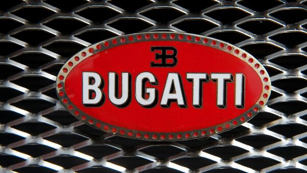 El logo de Bugatti - Sputnik Mundo