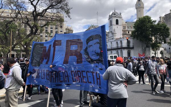 Organizaciones sociales y partidos de izquierda marcharon a la Plaza de Mayo, epicentro Buenos Aires - Sputnik Mundo