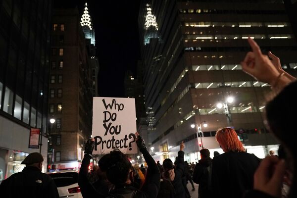 Митинг «Народный марш, потому что борьба продолжается» на следующий день после дня выборов в Манхэттене, Нью-Йорк - Sputnik Mundo