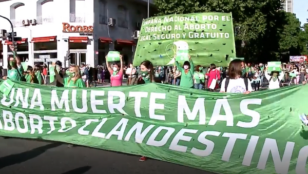 'Caravana verde' marcha en Buenos Aires para exigir aborto seguro  - Sputnik Mundo