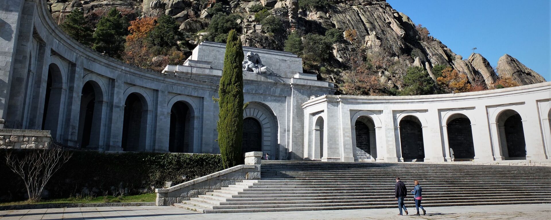 Patio del Valle de los Caídos, en Madrid - Sputnik Mundo, 1920, 26.03.2021