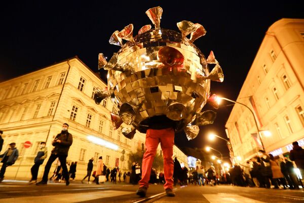 Protestas y vientos huracanados: así ha sido la última semana - Sputnik Mundo