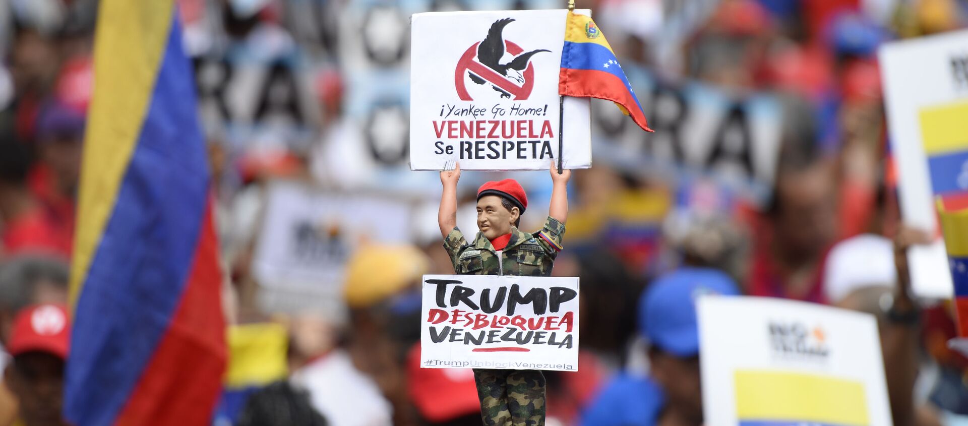 Manifestación en apoyo al presidente Nicolás Maduro y en contra del imperialismo estadounidense. Caracas,  31 de agosto de 2019. - Sputnik Mundo, 1920, 03.12.2020