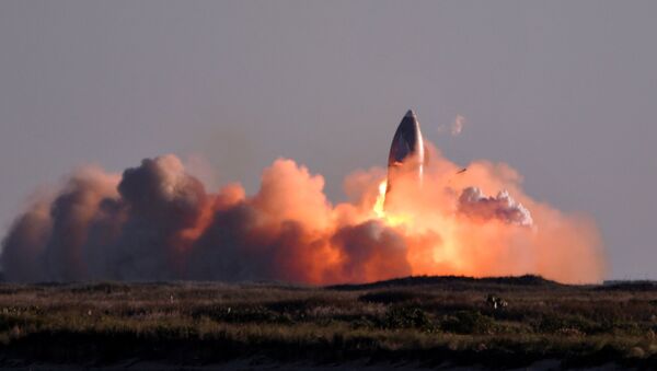 El SN8, prototipo del cohete Starship de SpaceX, explota al aterrizar tras una prueba de vuelo de gran altitud - Sputnik Mundo