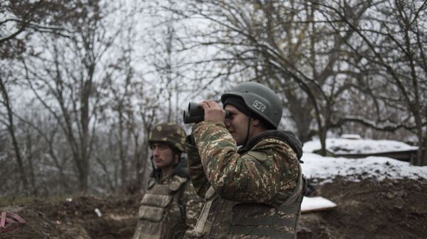 Militares de la autoproclamada República de Nagorno Karabaj (archivo) - Sputnik Mundo