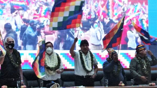  Luis Arce y el expresidente Evo Morales inauguran el  Encuentro de los pueblos y organizaciones del Abya Yala - Sputnik Mundo