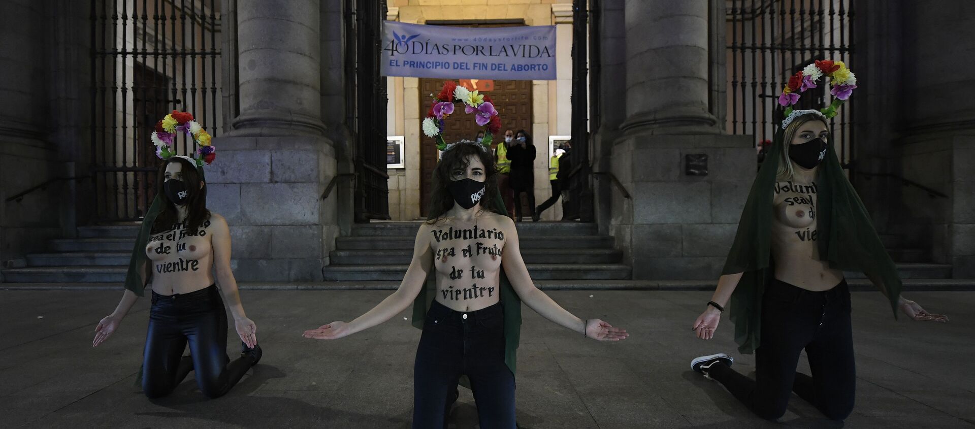 Activistas de FEMEN protestan contra el aborto en Madrid - Sputnik Mundo, 1920, 29.12.2020