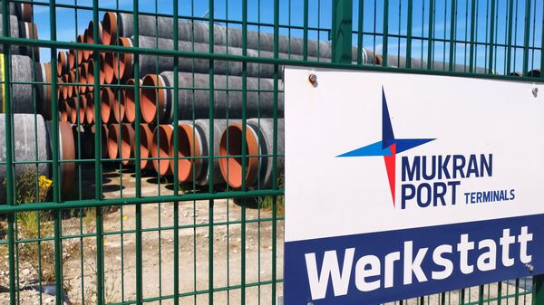 Tuberías en el puerto alemán de Mukran, el centro logístico de las obras del Nord Stream 2 - Sputnik Mundo