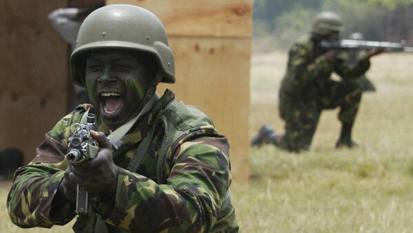 Unos soldados participan en un ejericio conjunto de los Ejércitos de Tanzania, Kenia y Uganda (imagen referencial) - Sputnik Mundo