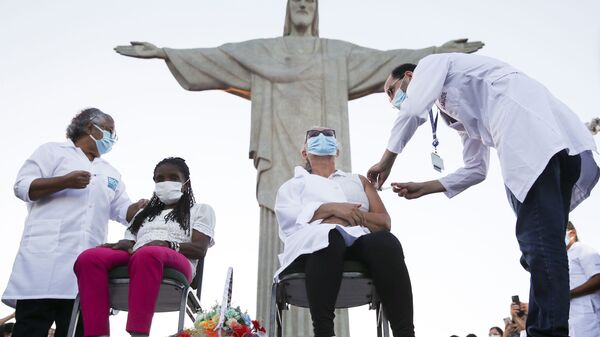 La vacunación en Río de Janeiro - Sputnik Mundo