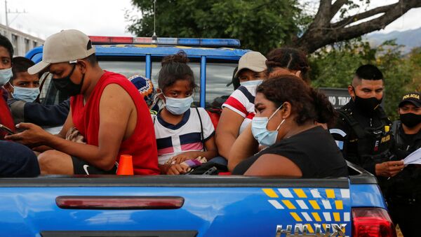 Migrantes hondureños, de vuelta al país de Guatemala - Sputnik Mundo