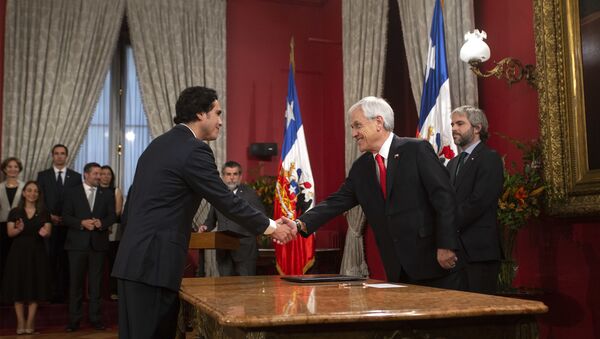 El presidente de Chile, Sebastián Piñera, y el ministro de Hacienda, Ignacio Briones - Sputnik Mundo