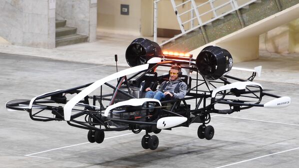 Las pruebas de un taxi aéreo en el estadio moscovita de Luzhnikí. - Sputnik Mundo