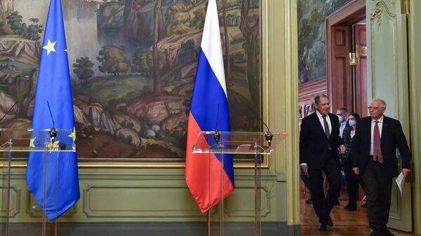 El jefe de la diplomacia europea, Josep Borrell, junto al canciller de Rusia, Serguéi Lavrov - Sputnik Mundo