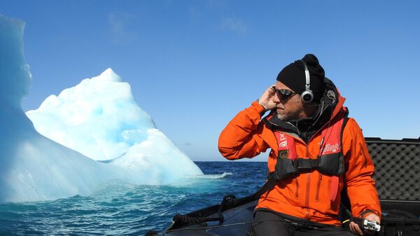 Michel André en una expedición en la Antártida - Sputnik Mundo