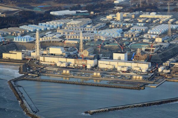 La central nuclear Daiichi en la ciudad de Okuma, en la prefectura de Fukushima después del fuerte terremoto. - Sputnik Mundo