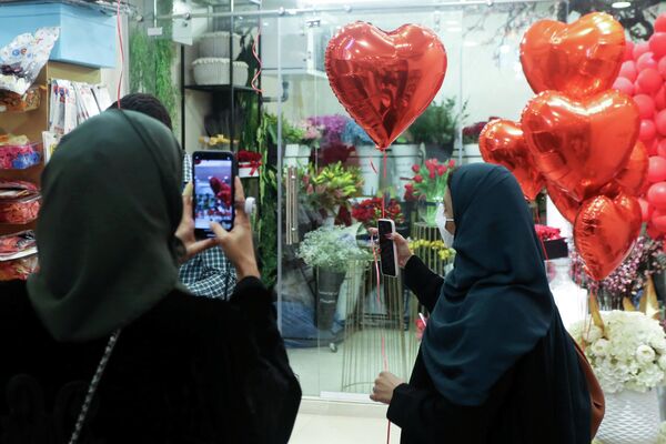Desde España hasta Arabia Saudí: así el mundo celebra el Día de San Valentín  - Sputnik Mundo