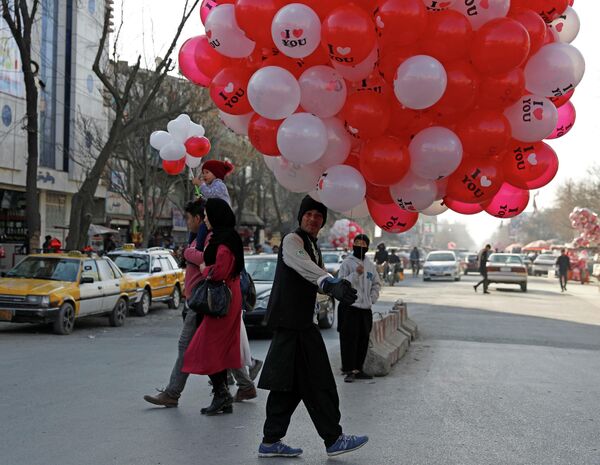 Desde España hasta Arabia Saudí: así el mundo celebra el Día de San Valentín  - Sputnik Mundo