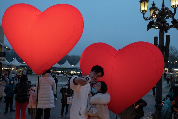 Desde España hasta Arabia Saudí: así el mundo celebra el Día de San Valentín - Sputnik Mundo