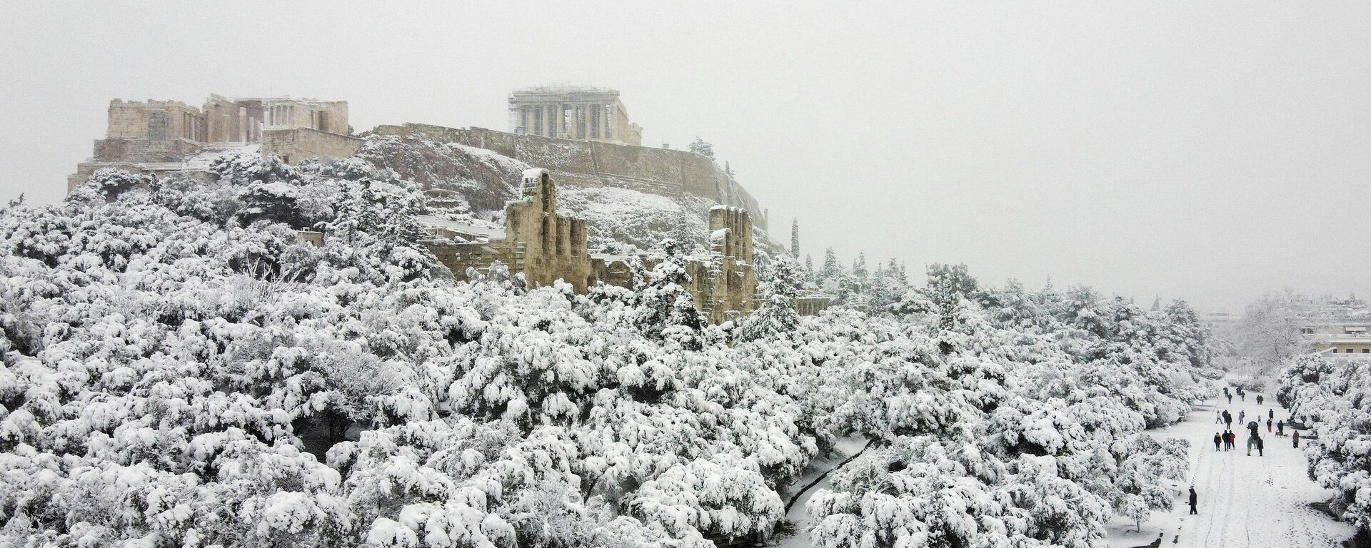 Una fuerte nevada en Atenas, Grecia - Sputnik Mundo, 1920, 16.02.2021