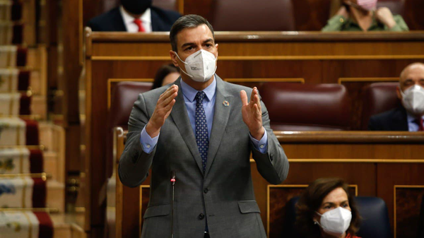 El presidente del Gobierno de España, Pedro Sánchez, en la sesión de control al Gobierno del Congreso de los Diputados - Sputnik Mundo