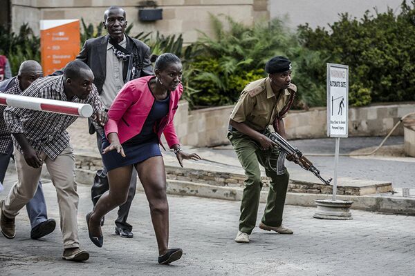 Fotos del español Luis Tato sobre el ataque terrorista contra un hotel en Nairobi en enero de 2019 - Sputnik Mundo