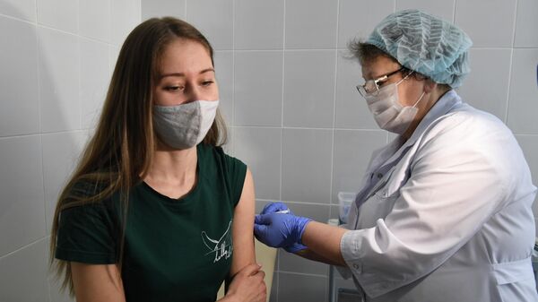 Vacunación en Rusia - Sputnik Mundo