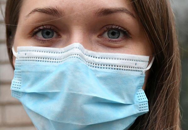 La jefe de las enfermeras del departamento temporal de enfermedades infecciosas de un hospital en la ciudad rusa de Krasnoyarsk. - Sputnik Mundo