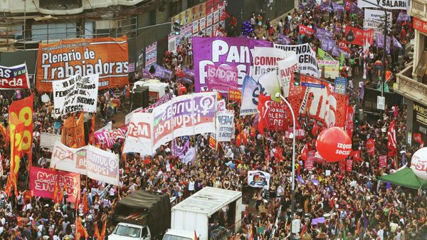 Marcha de mujeres en Buenos Aires - Sputnik Mundo